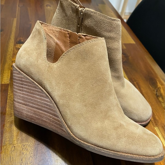 Lucky Brand Shoes - Lucky Brand Tan genuine Suede Wedge Shoes .